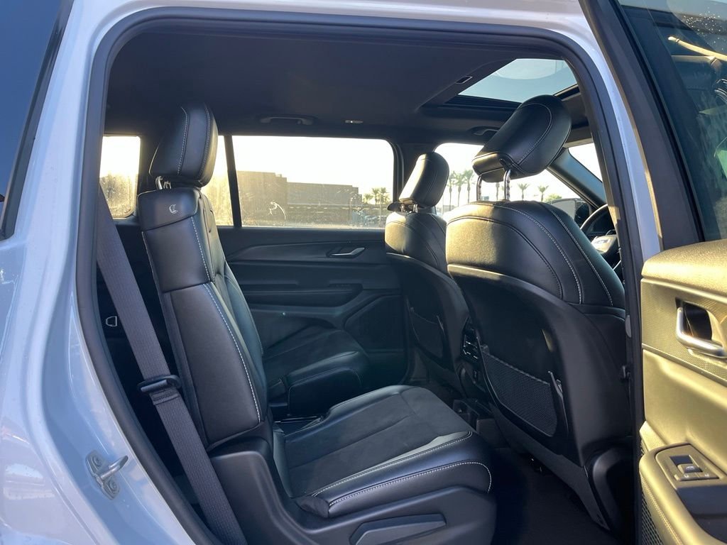 Used 2024 Bright White Clearcoat Jeep Altitude X image 15