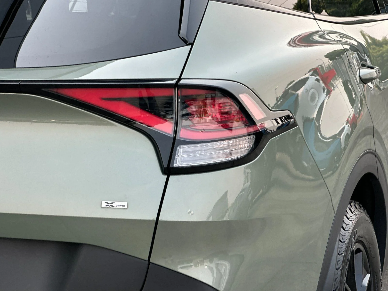 Used 2023 Jungle Green/Ebony Black Roof Kia X-Pro image 25