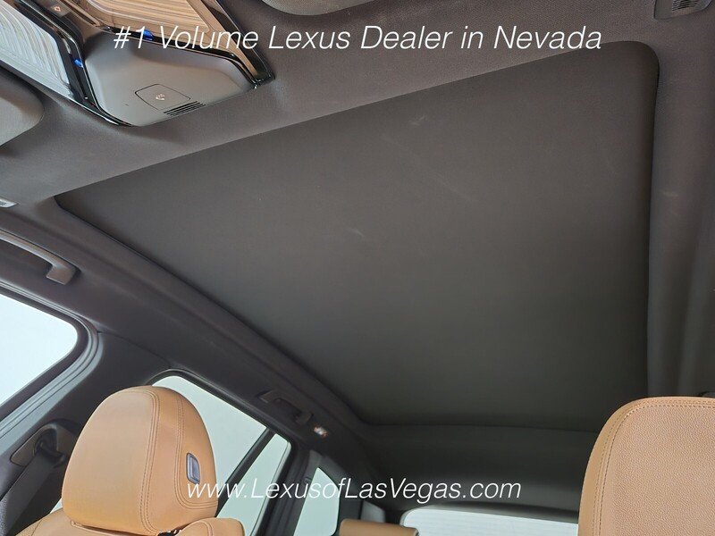 Used 2024 Gray Metallic BMW sDrive30i image 14