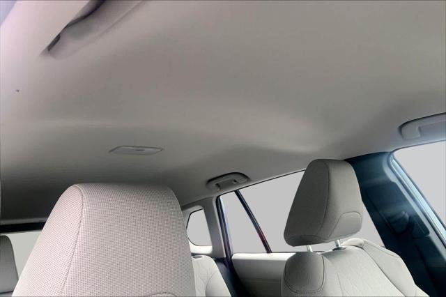 Certified Used 2026 CELESTITE GRAY ME. Toyota  image 13