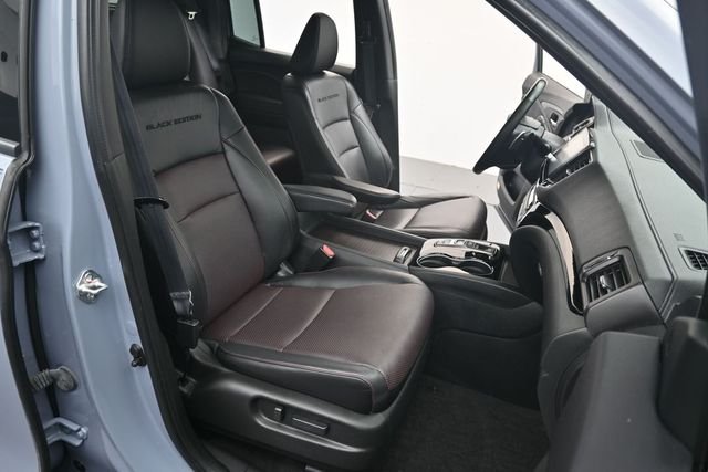 Used 2023  Honda Black Edition image 29