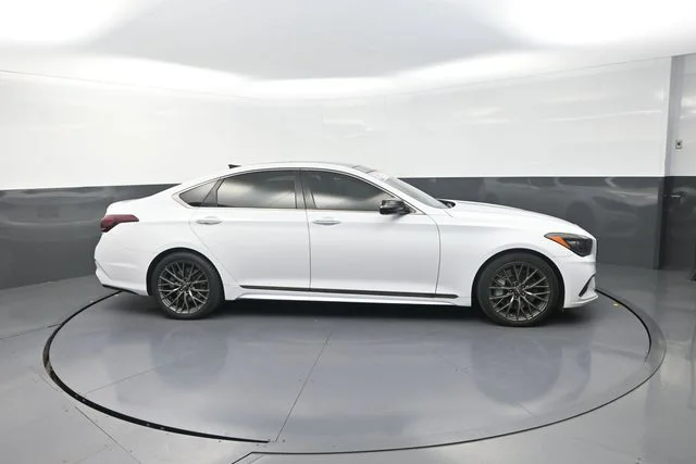 Used 2018 White Genesis 3.3T Sport image 19