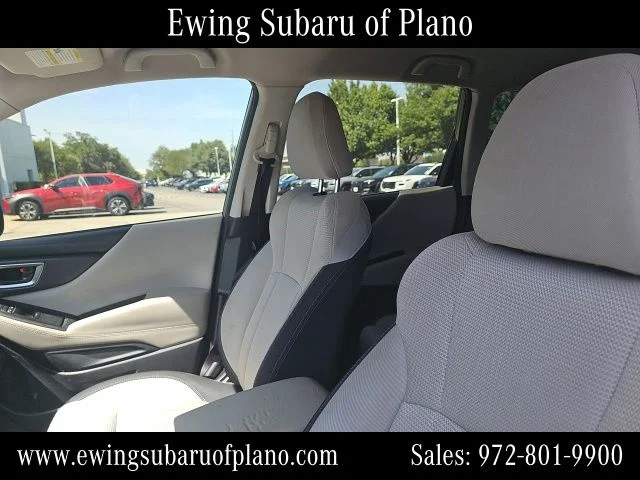 Used 2019 Green Subaru Base image 6