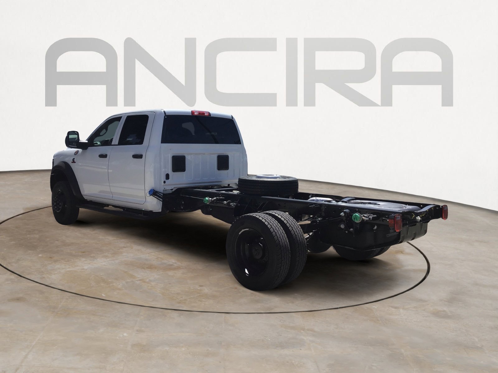 New 2026 Bright White Clearcoat RAM Tradesman image 8