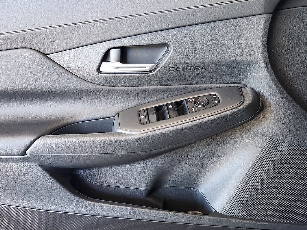 New 2027  Nissan SV image 20