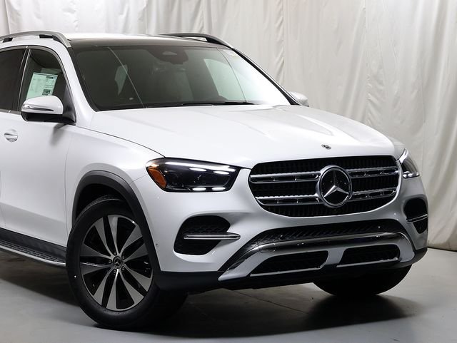 New 2026 MANUFAKTUR Moonlight White Metallic Mercedes-Benz GLE 350 image 2