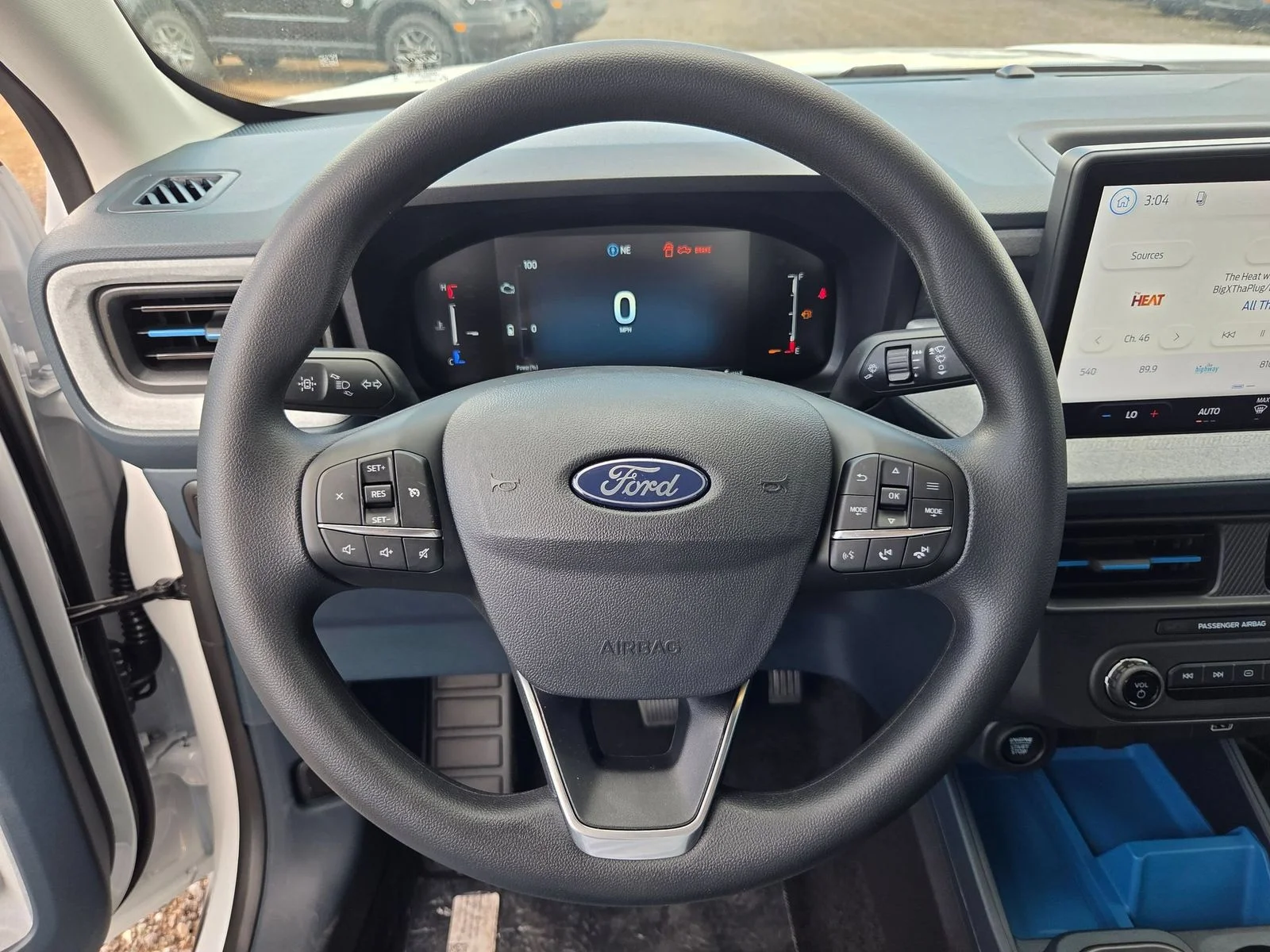 New 2026 Oxford White Ford XLT image 23