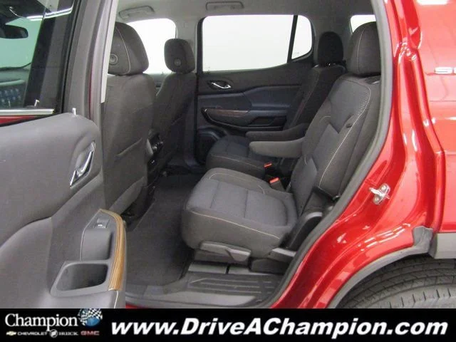 2023 GMC Acadia SLE - Photo 13