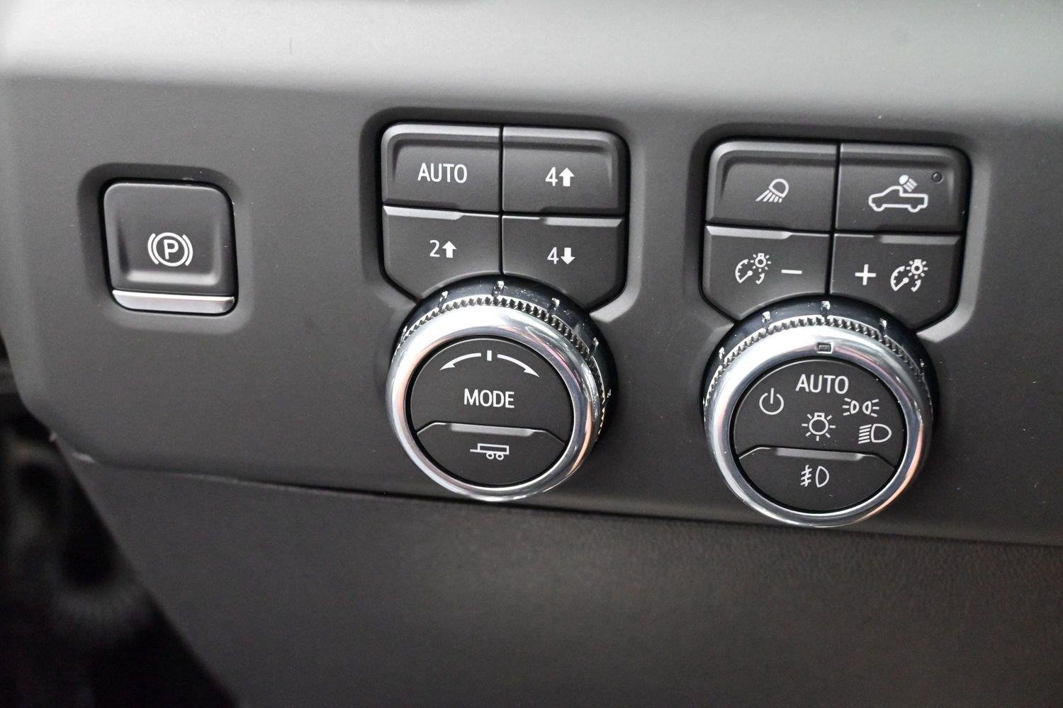 Used 2026 Onyx Black GMC AT4X image 20