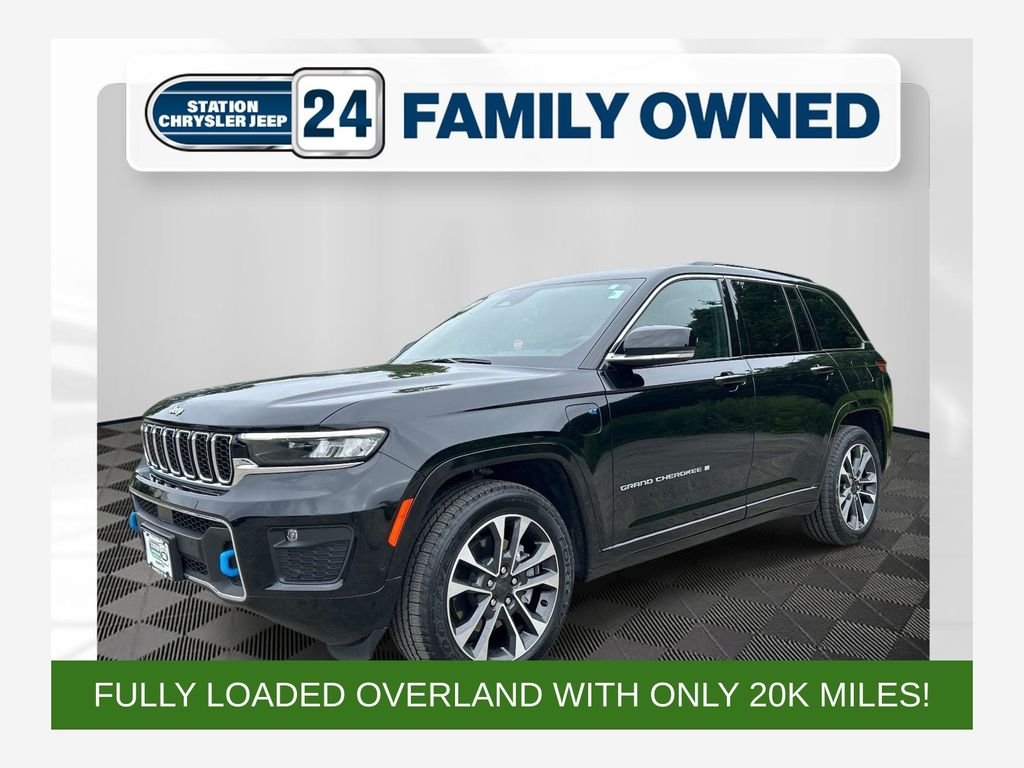 Used 2023 Black Jeep Overland 4xe image 1
