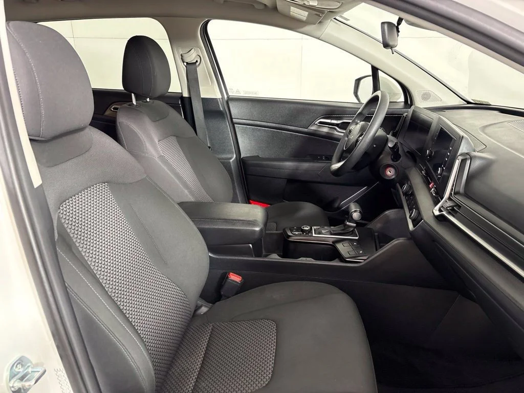 Used 2024 White Kia LX image 14
