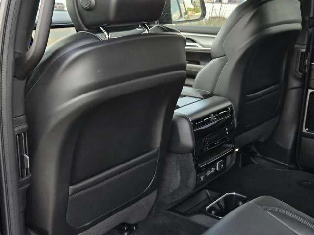 New 2026 High Gloss Black Exterior Paint Jeep Limited Altitude image 20