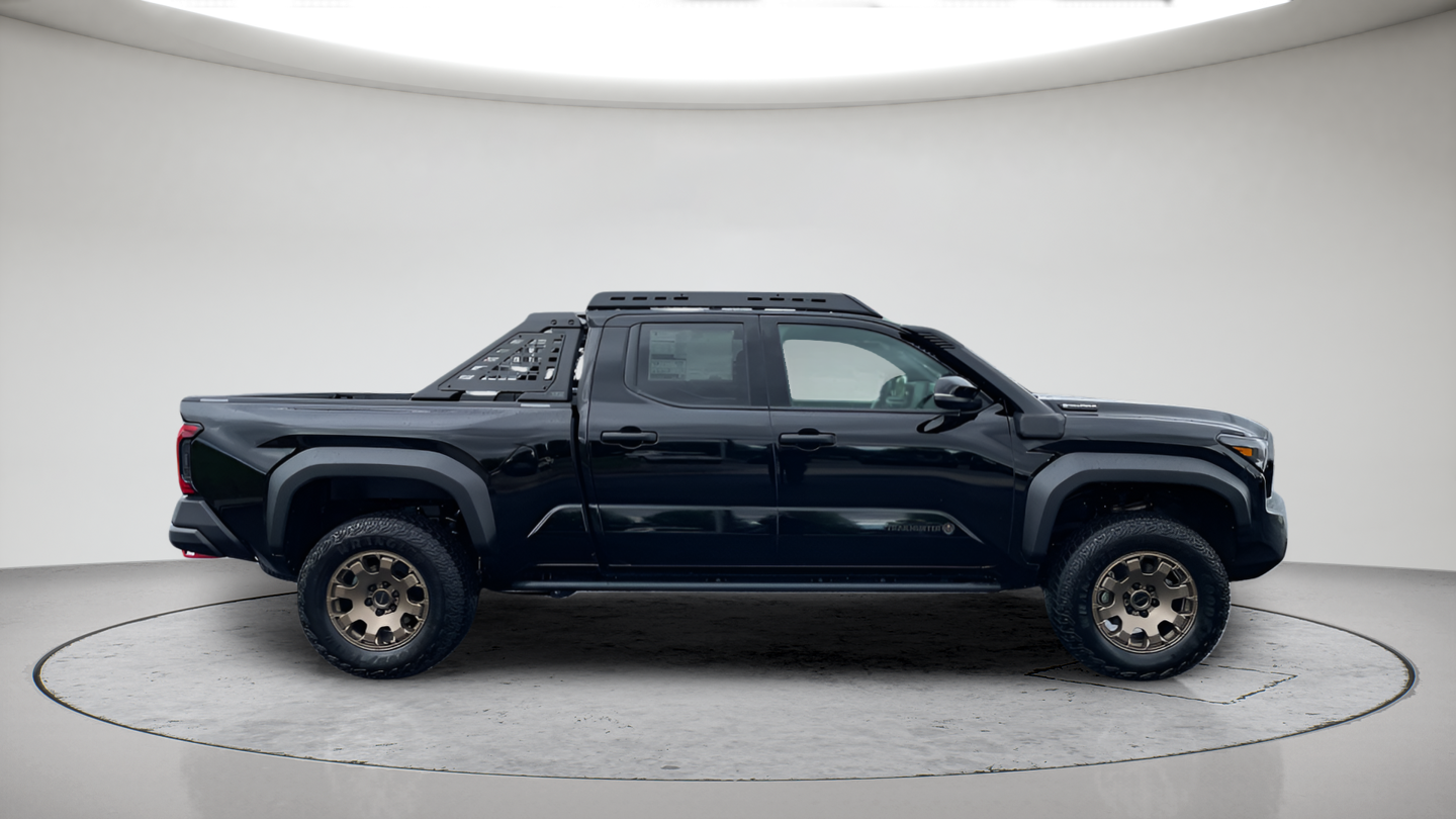 2026 Toyota Tacoma Trailhunter - Photo 4