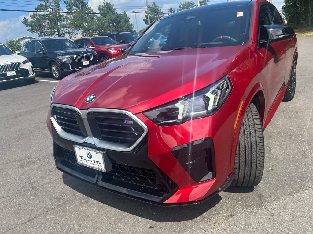 Used 2026 Vegas Red Metallic BMW M35i image 3