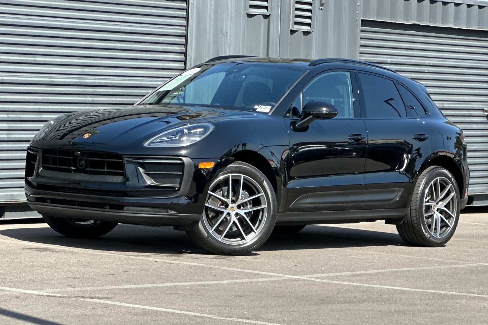 2026 Porsche Macan Base