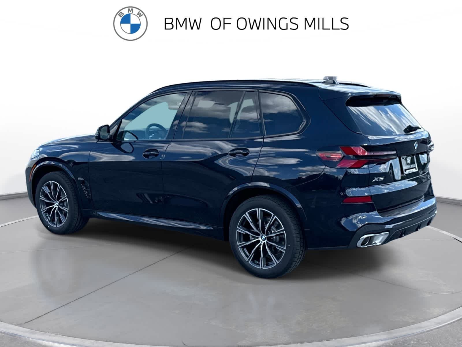 New 2026 Carbon Black Metallic BMW xDrive40i image 6