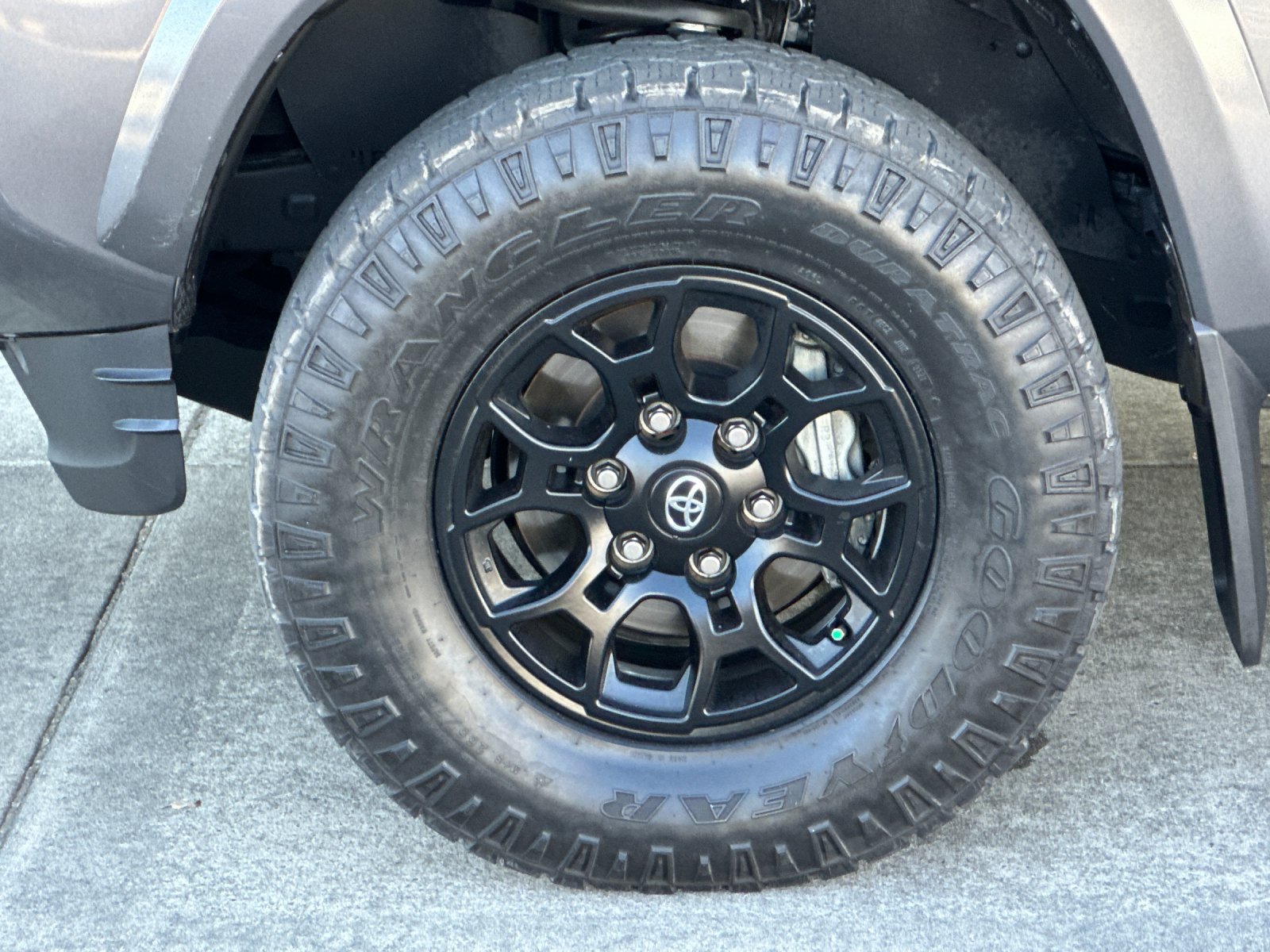Used 2021 Magnetic Gray Metallic Toyota SR5 image 23