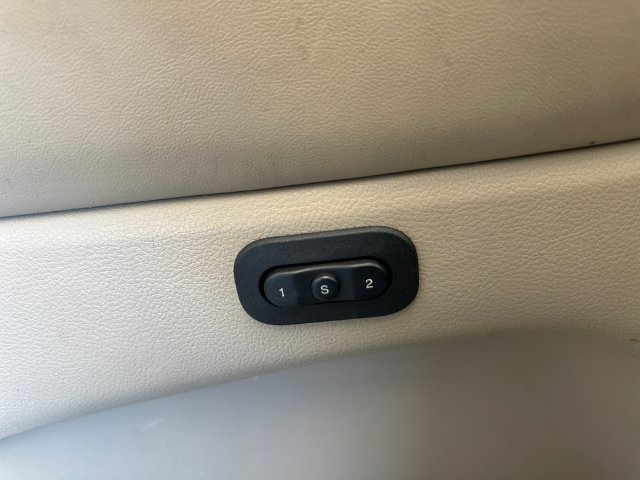Used 2020 White Jeep Limited image 26