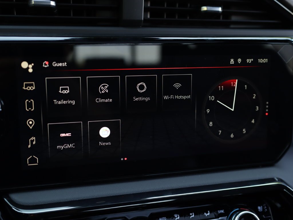 2026 GMC Sierra 1500 AT4 - Photo 16