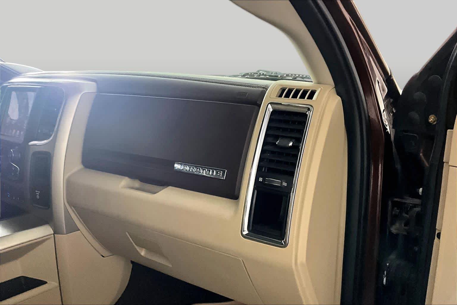 Used 2015 Western Brown Ram Laramie image 17