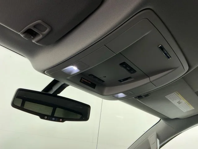 Used 2018 Quicksilver Metallic GMC SLE image 19