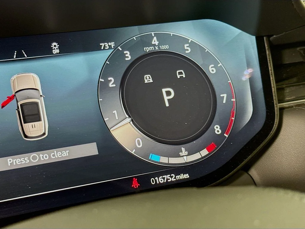 Certified Used 2025 Black Land Rover Autobiography image 13