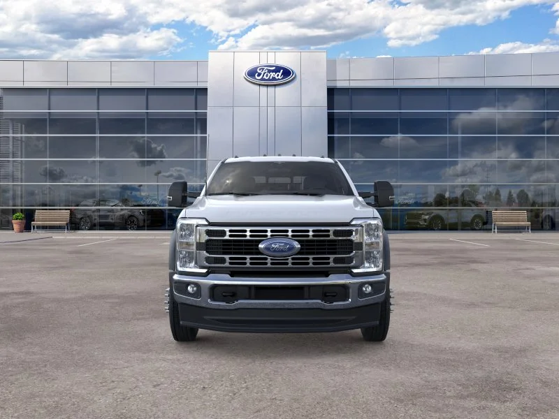 2025 Ford F-550 Super Duty Chassis Cab XL - Photo 6