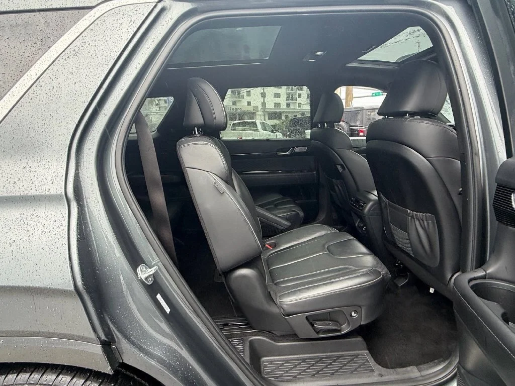 Used 2024 Gray Hyundai Calligraphy image 18