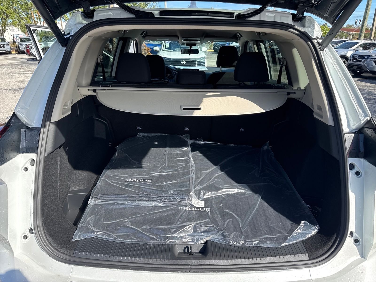 New 2026 Nissan Rogue SV 4D Sport Utility