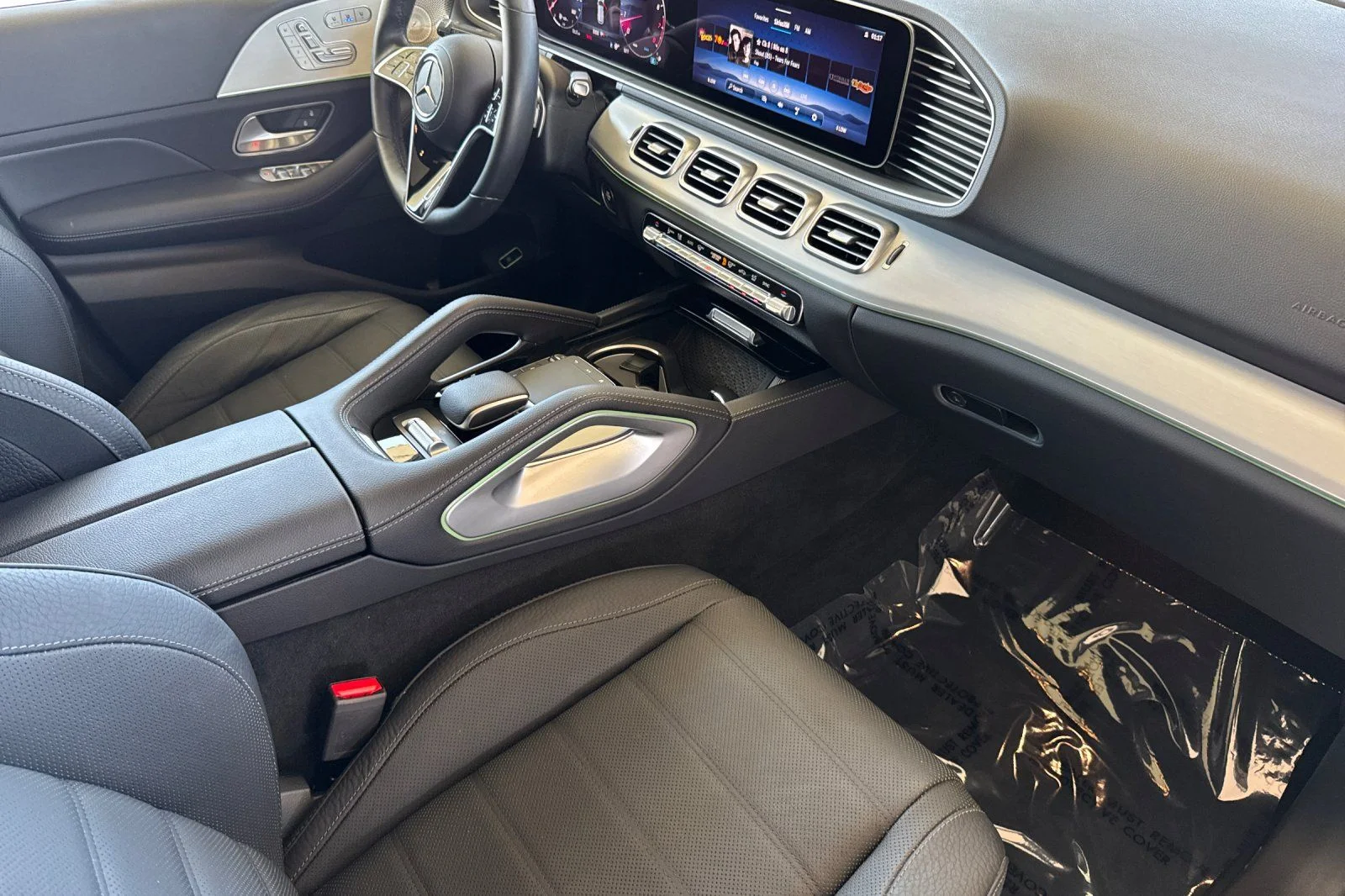 Certified Used 2024 Black Mercedes-Benz GLE 580 image 18