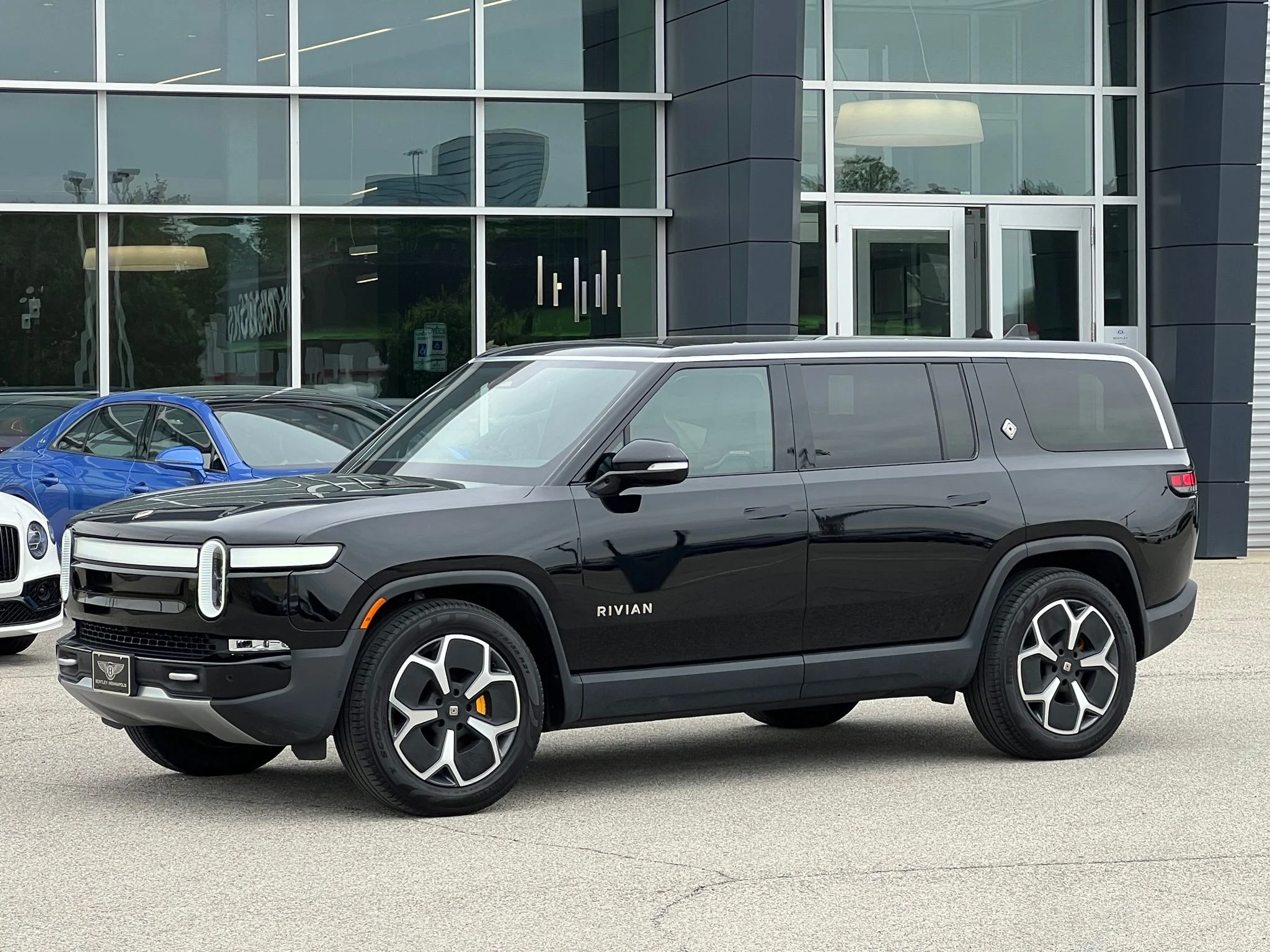 Used 2024 Black Rivian Adventure image 10