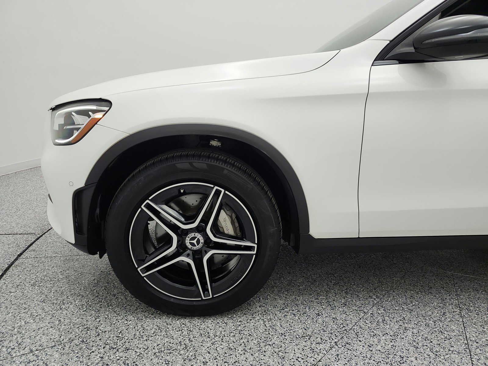 Used 2022 Polar White Mercedes-Benz GLC 300 SUV image 18