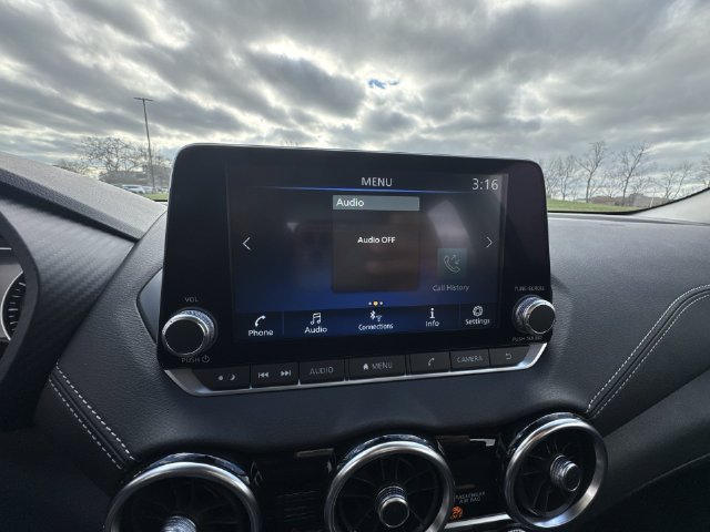 Used 2025 Gray Nissan SV image 17