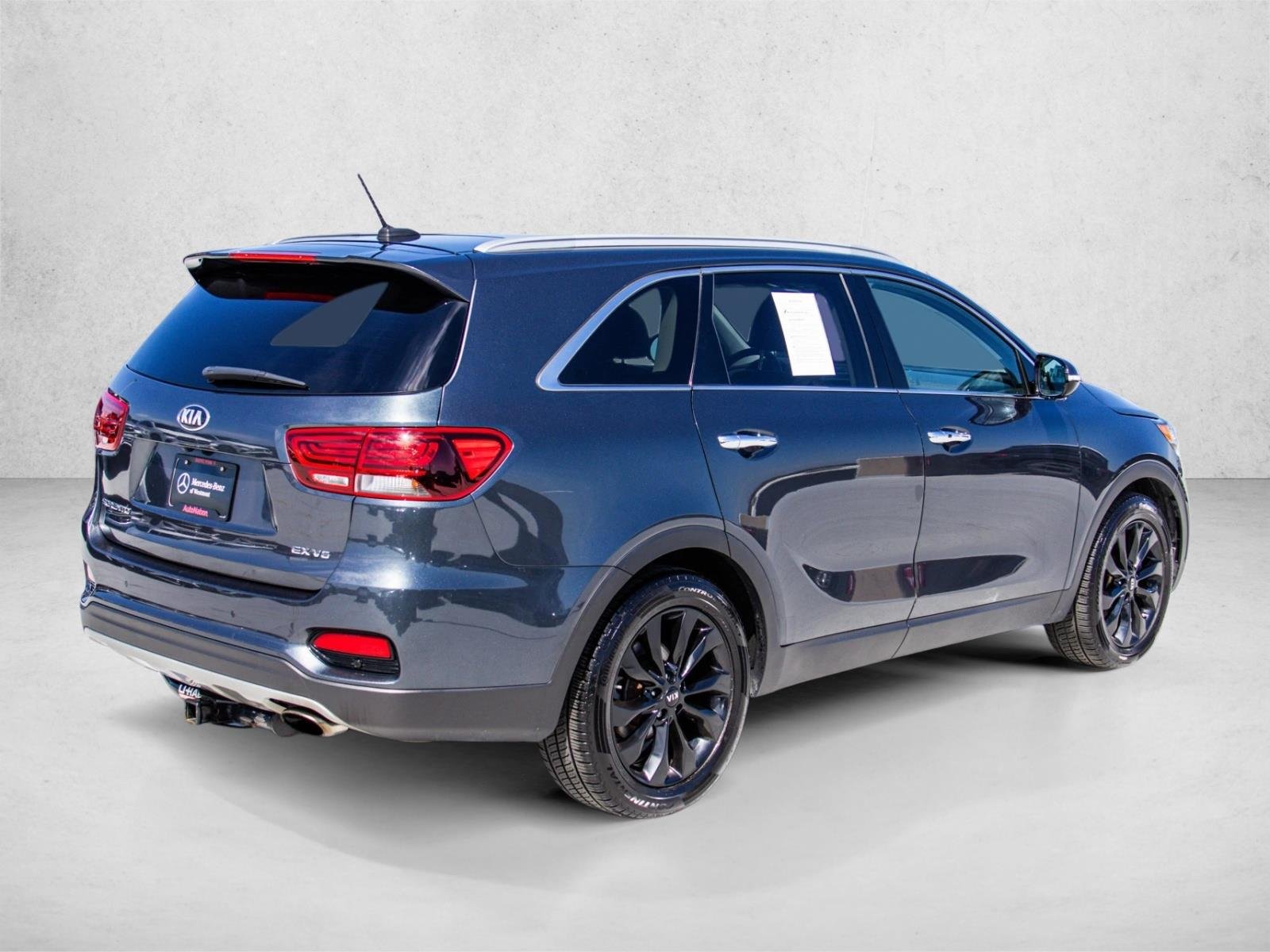 Used 2020 Gravity Grey Kia EX V6 image 5