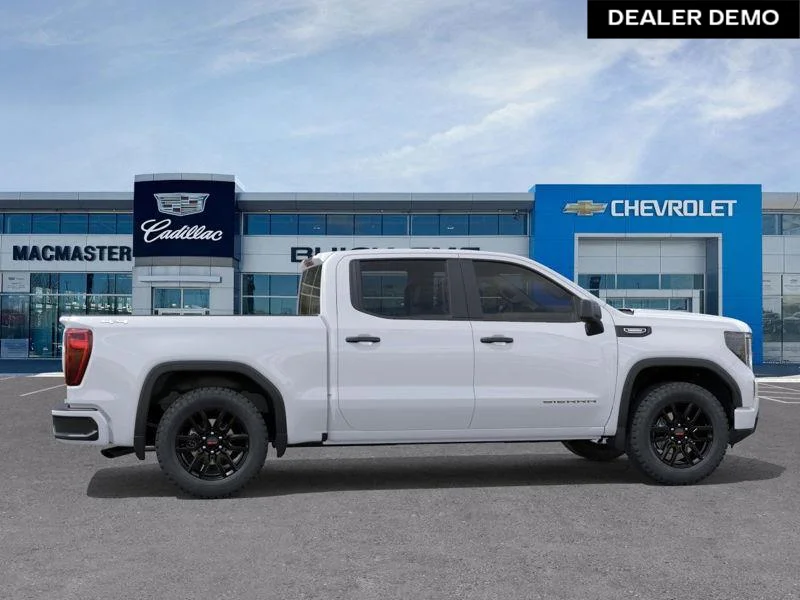 Used 2026  GMC Pro image 5