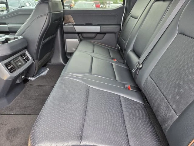 New 2026 Oxford White Ford F-250® Lariat® image 25