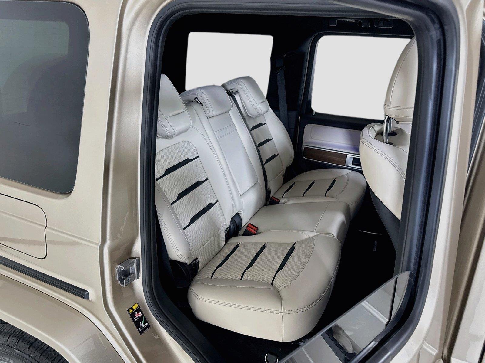 Used 2026 MANUFAKTUR Desert Silver Metallic Mercedes-Benz AMG® G 63 | AMG® Cross Spoke Wheels | Performance Pkg image 28