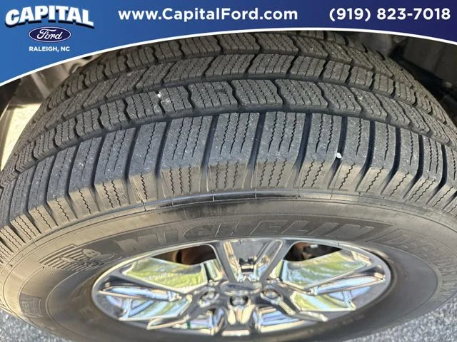 Used 2016 Black Ford XLT image 14