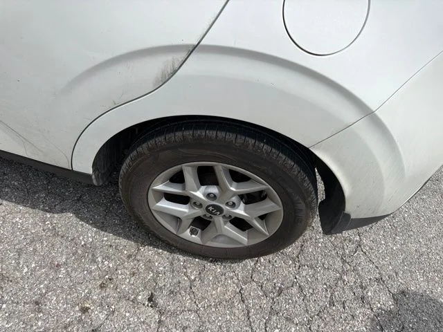 Used 2023 White Kia LX image 8