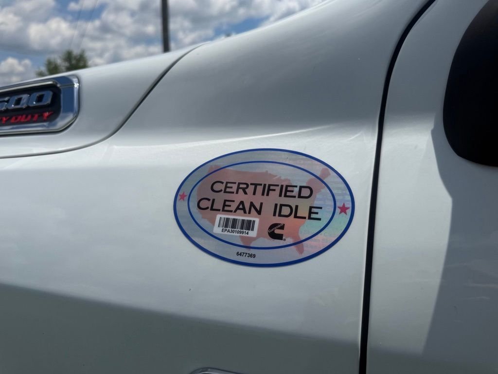 New 2024 Bright White Clear-Coat Exterior Paint RAM Tradesman image 12