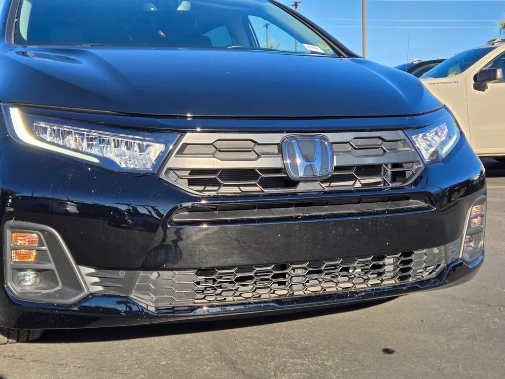 Used 2025 Black Honda EX-L image 8