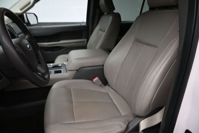 Used 2018 White Ford XLT image 19