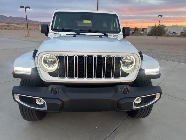 New 2026 Bright White Clear-Coat Exterior Paint Jeep Sahara image 8