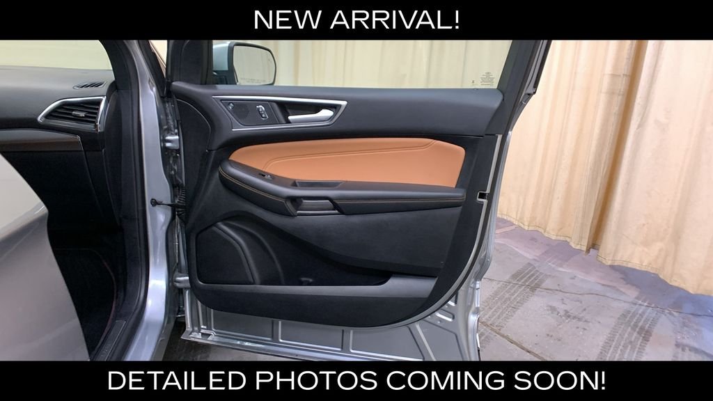 Used 2024 Silver Metallic Ford Titanium image 10