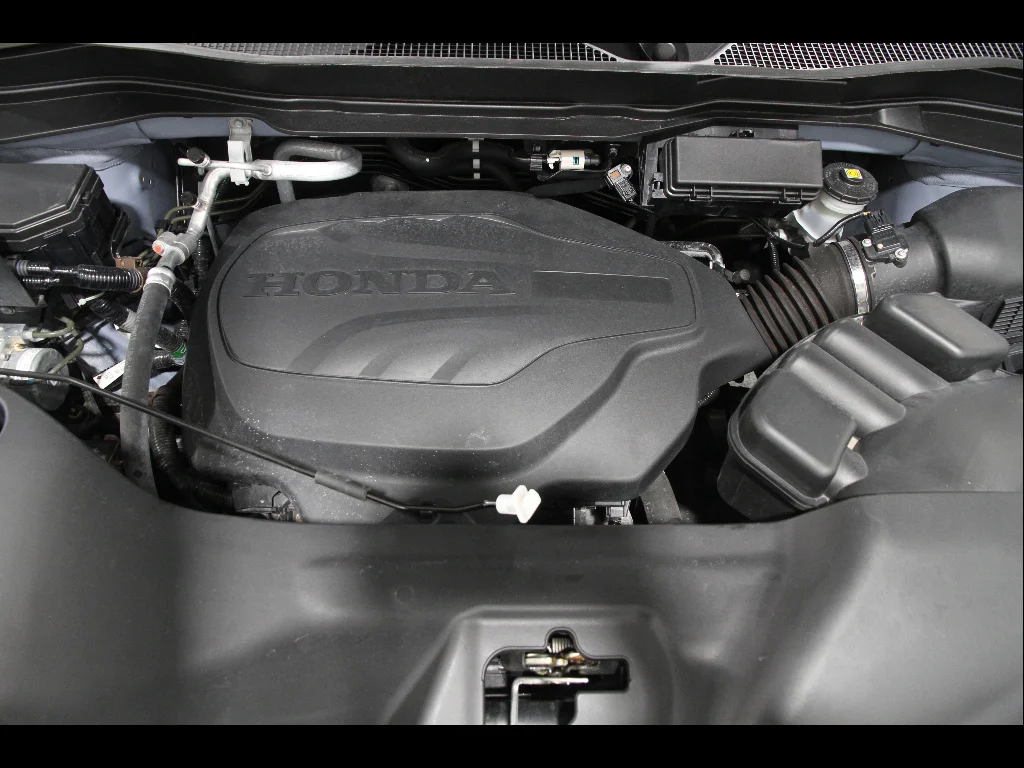 Used 2023 Gray Honda RTL image 21