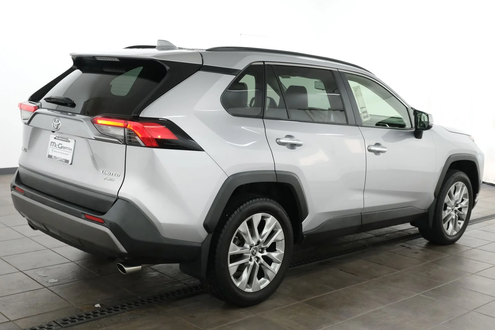 Used 2019 Silver Toyota Limited image 5