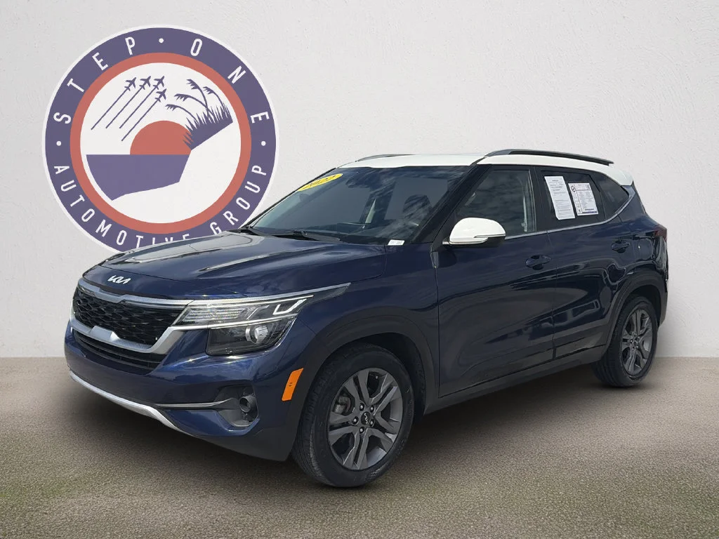 Used 2022 Blue Kia S image 2