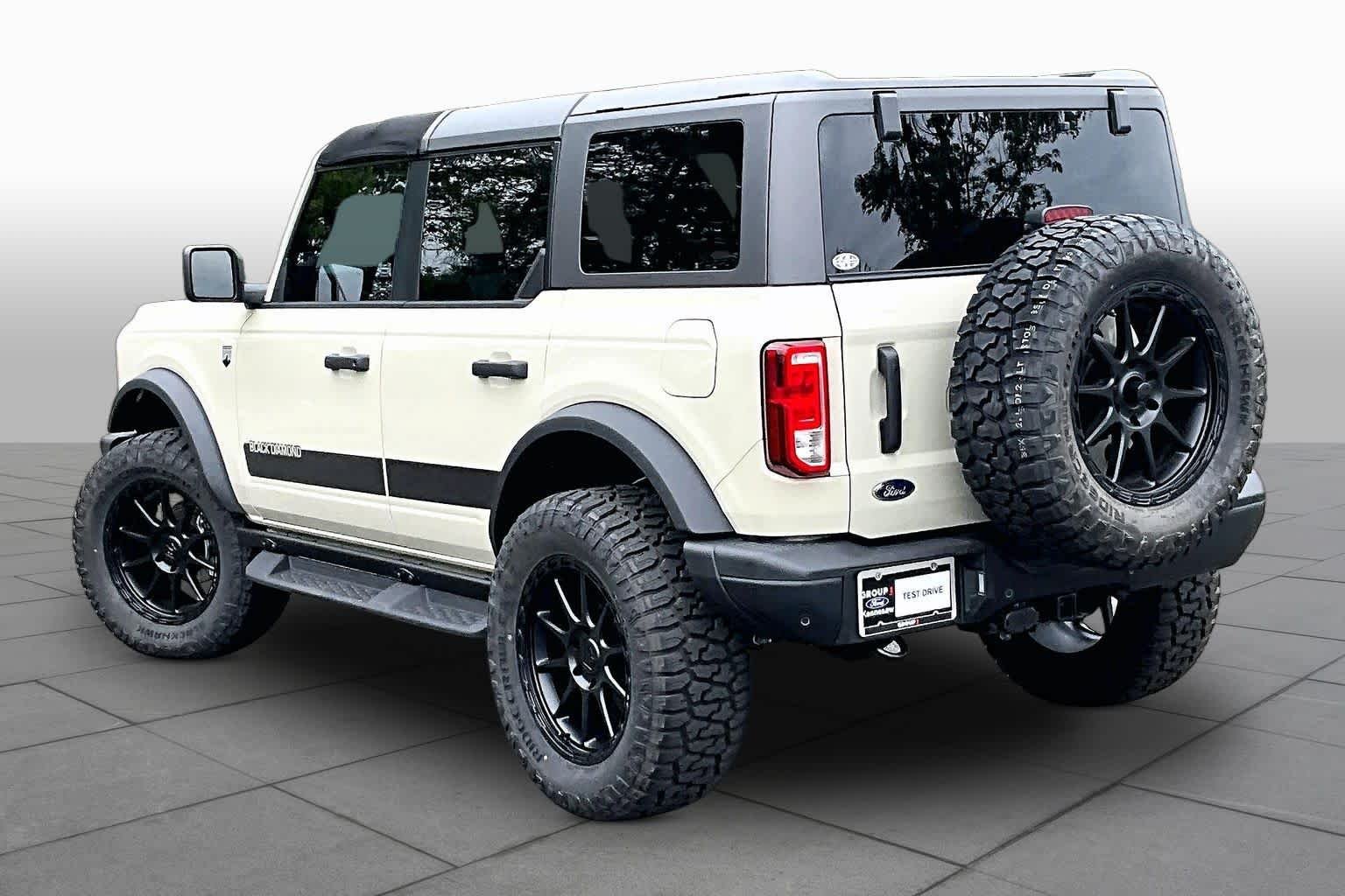 New 2025 Desert Sand Ford Big Bend® image 11