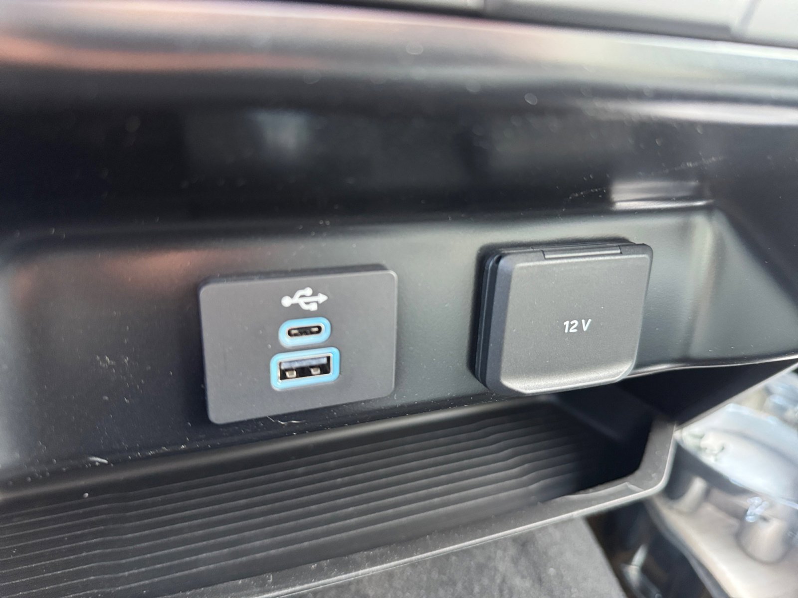 2025 Ford F-350 Super Duty XLT - Photo 15