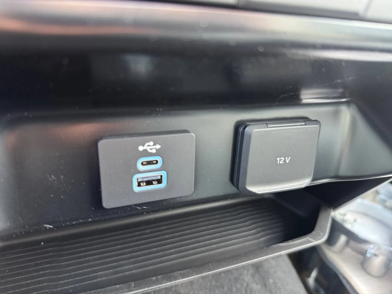 2025 Ford F-350 Super Duty XLT - Photo 15